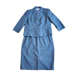 Business suit gray 3/4 sleeve blazer jacket and pencil skirt size 16 dry clean